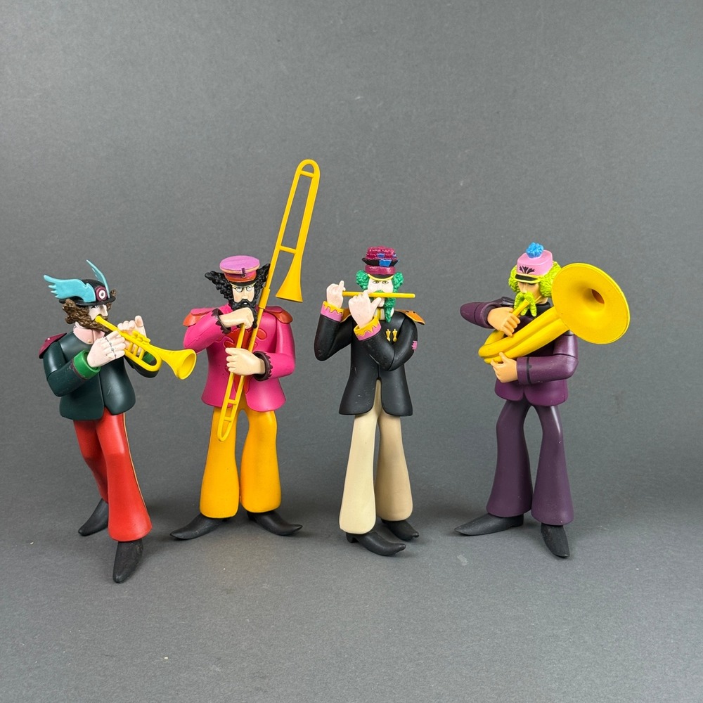 2000 McFarlane The Beatles Yellow Submarine Sgt Pepper Figures Set of 4 Band